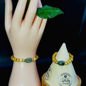 Vòng Dâu Tằm Mix Dzi Mẹ Quan Âm Dành Cho Bé Gái